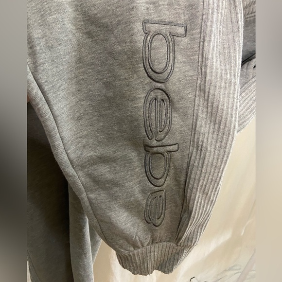 BEBE sport NWT grey joggers 3X w/ ribbed insert side panels and embroidered logo - Picture 9 of 11